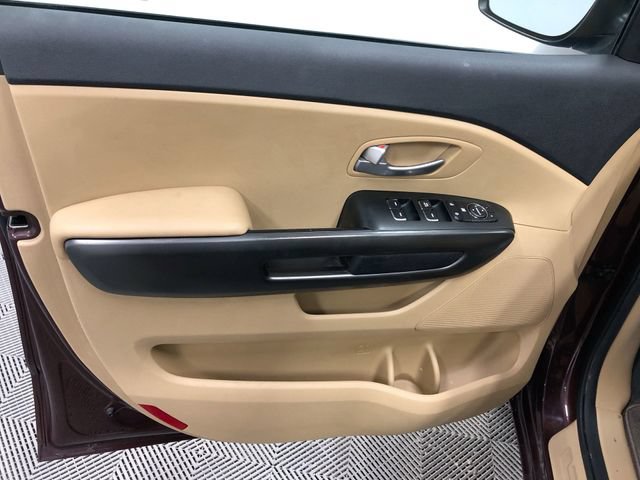 Used 2019 Kia Sedona LX FWD image 12