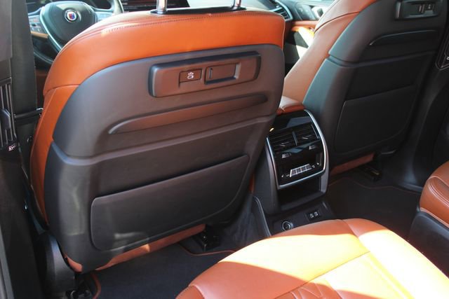 Used 2022 BMW ALPINA XB7 image 26