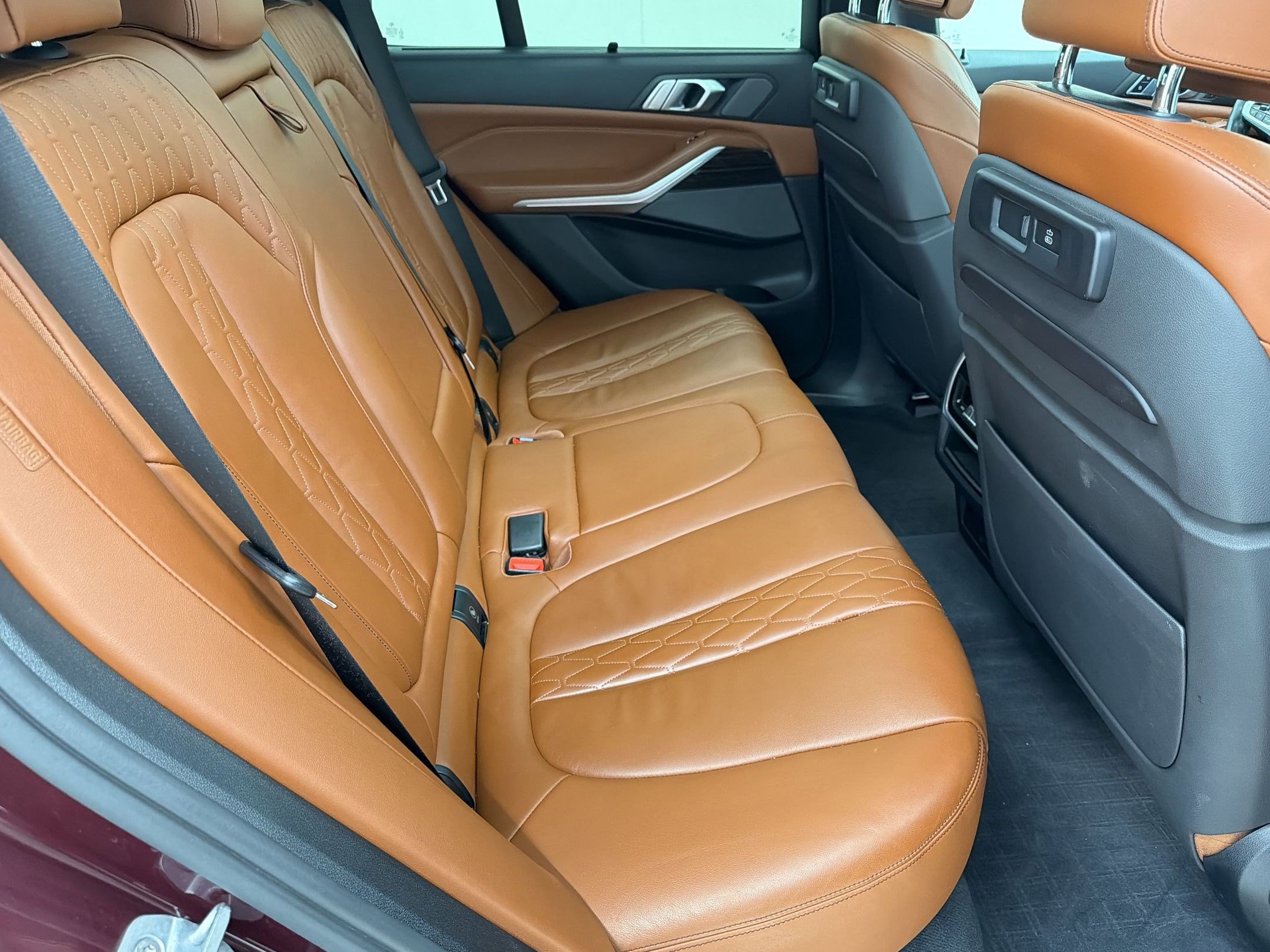 Used 2019 BMW X5 xDrive40i w/ M Sport Package AWD/4WD image 29