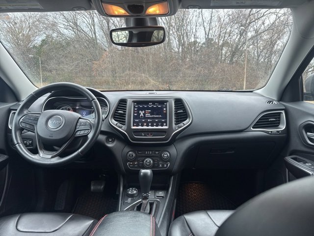 Used 2019 Jeep Cherokee Trailhawk w/ Trailer Tow Group image 12