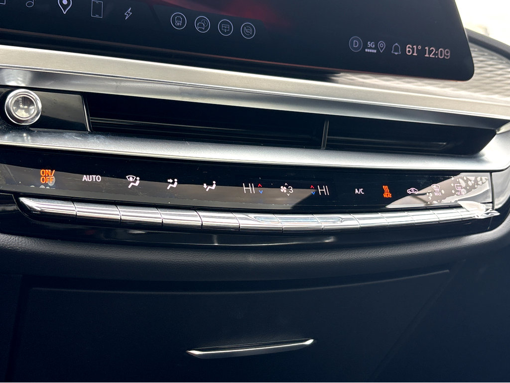 New 2026 Cadillac Lyriq V image 11