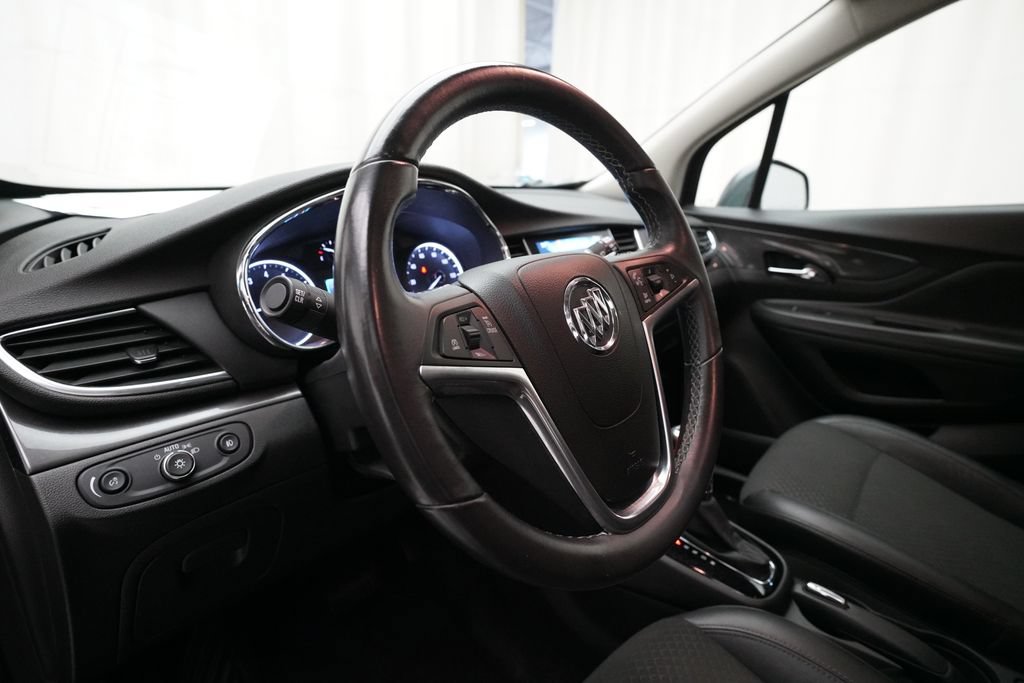 Used 2017 Buick Encore Sport Touring AWD/4WD image 8