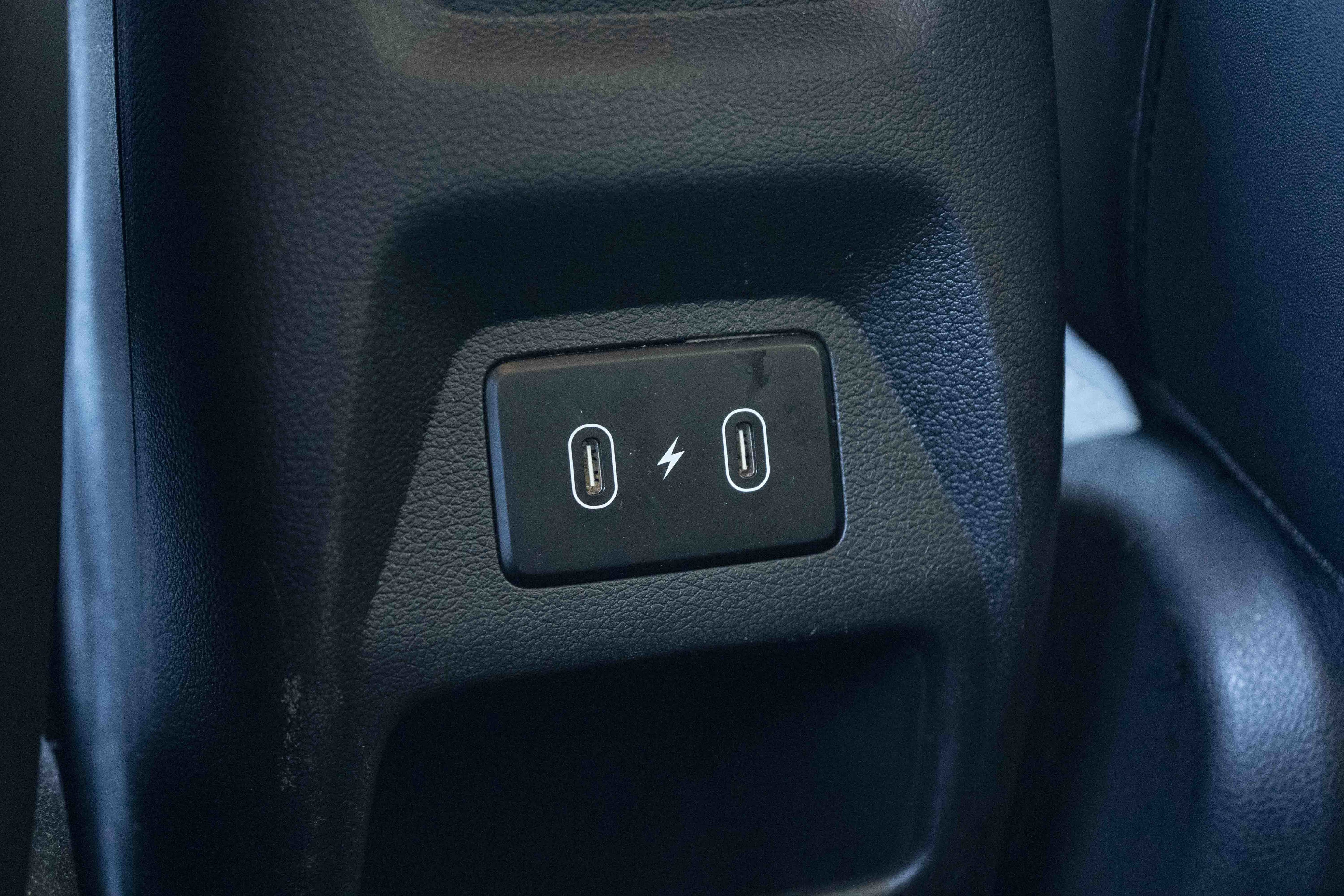 Used 2026 Hyundai Venue SEL FWD image 39