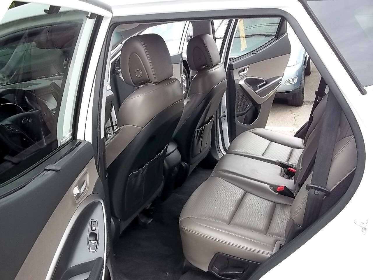 Used 2013 Hyundai Santa Fe Sport w/ Technology Pkg FWD image 8