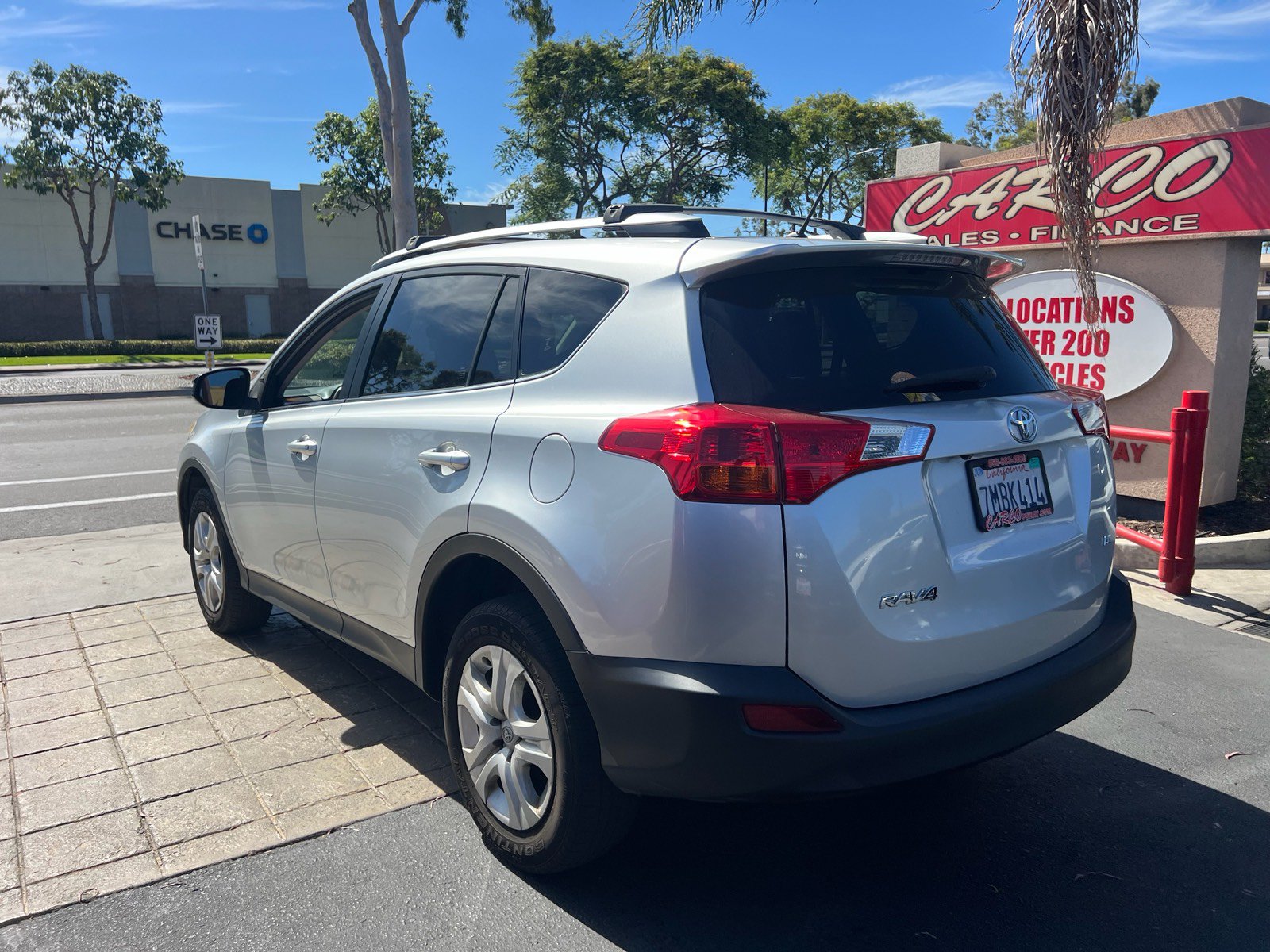 Used 2015 Toyota RAV4 LE FWD image 6