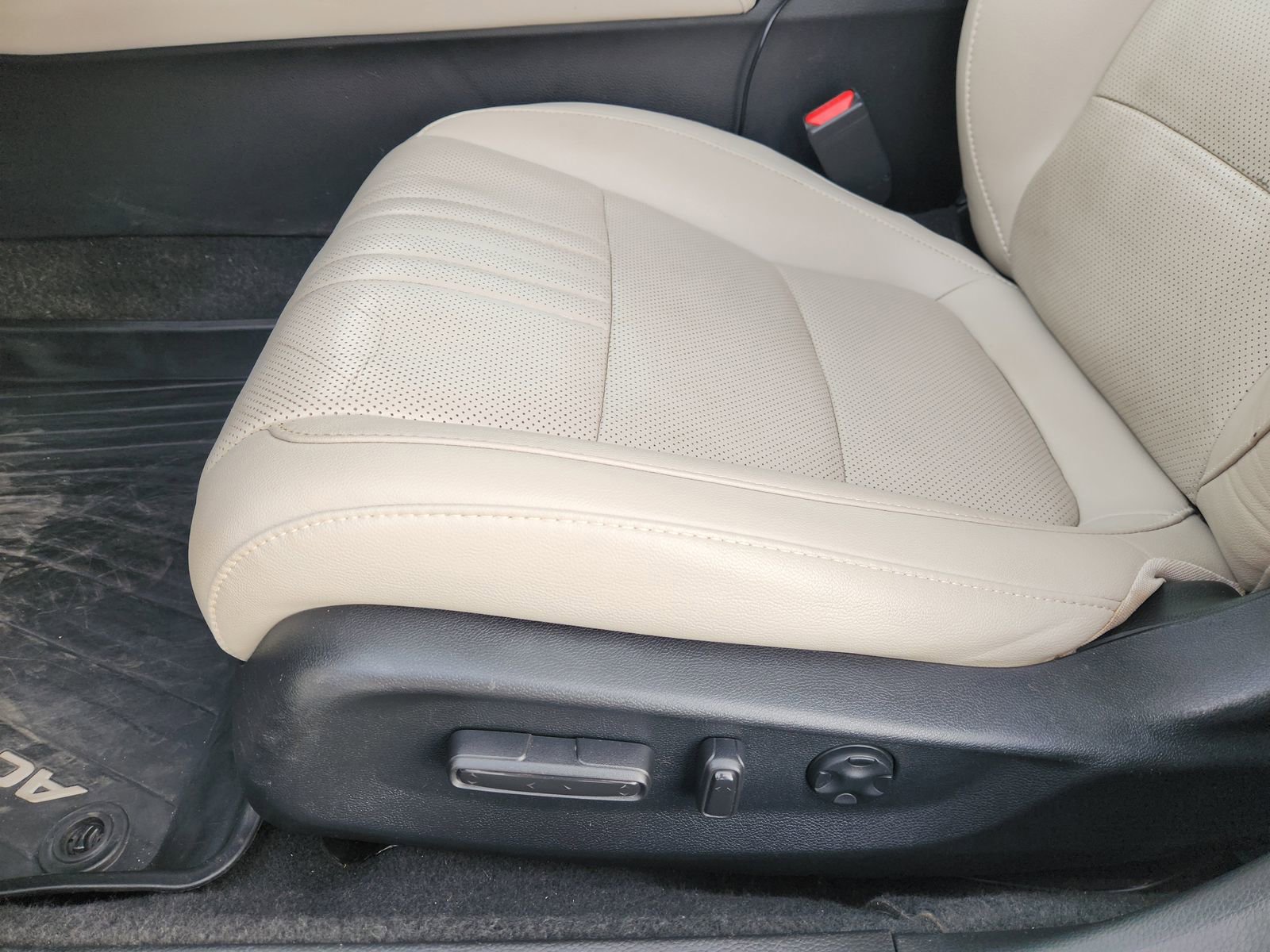 Used 2021 Honda Accord Touring image 27