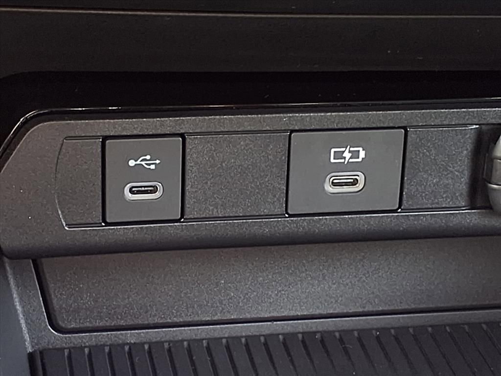 New 2026 Toyota Prius Plug-In Hybrid image 17