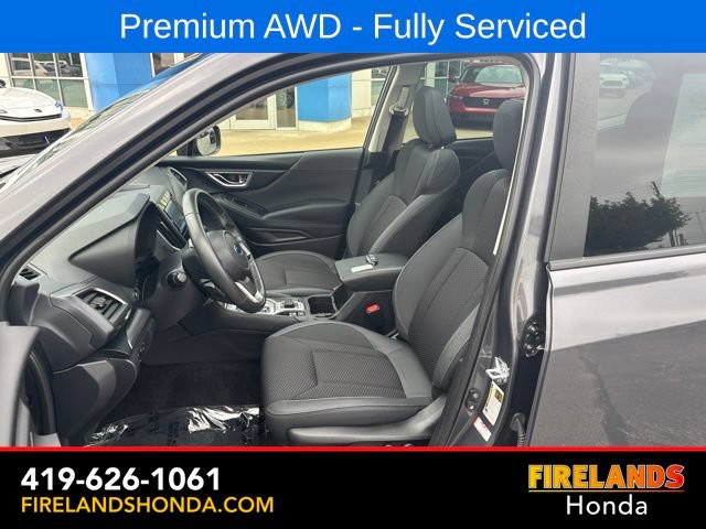 Used 2024 Subaru Forester Premium AWD/4WD image 9
