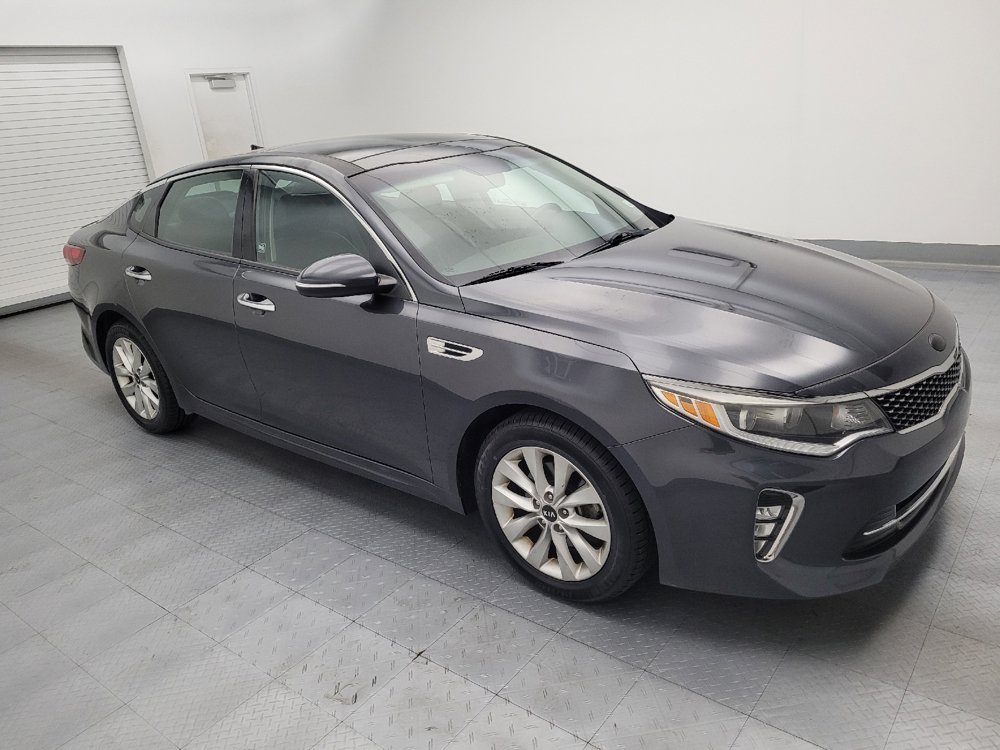 Used 2018 Kia Optima S w/ Panoramic Sunroof Package FWD image 11