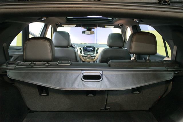 Used 2022 Chevrolet Equinox Premier AWD/4WD image 12