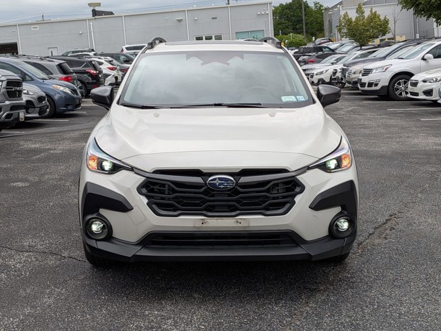 Used 2024 Subaru Crosstrek 2.0i Premium AWD/4WD image 2