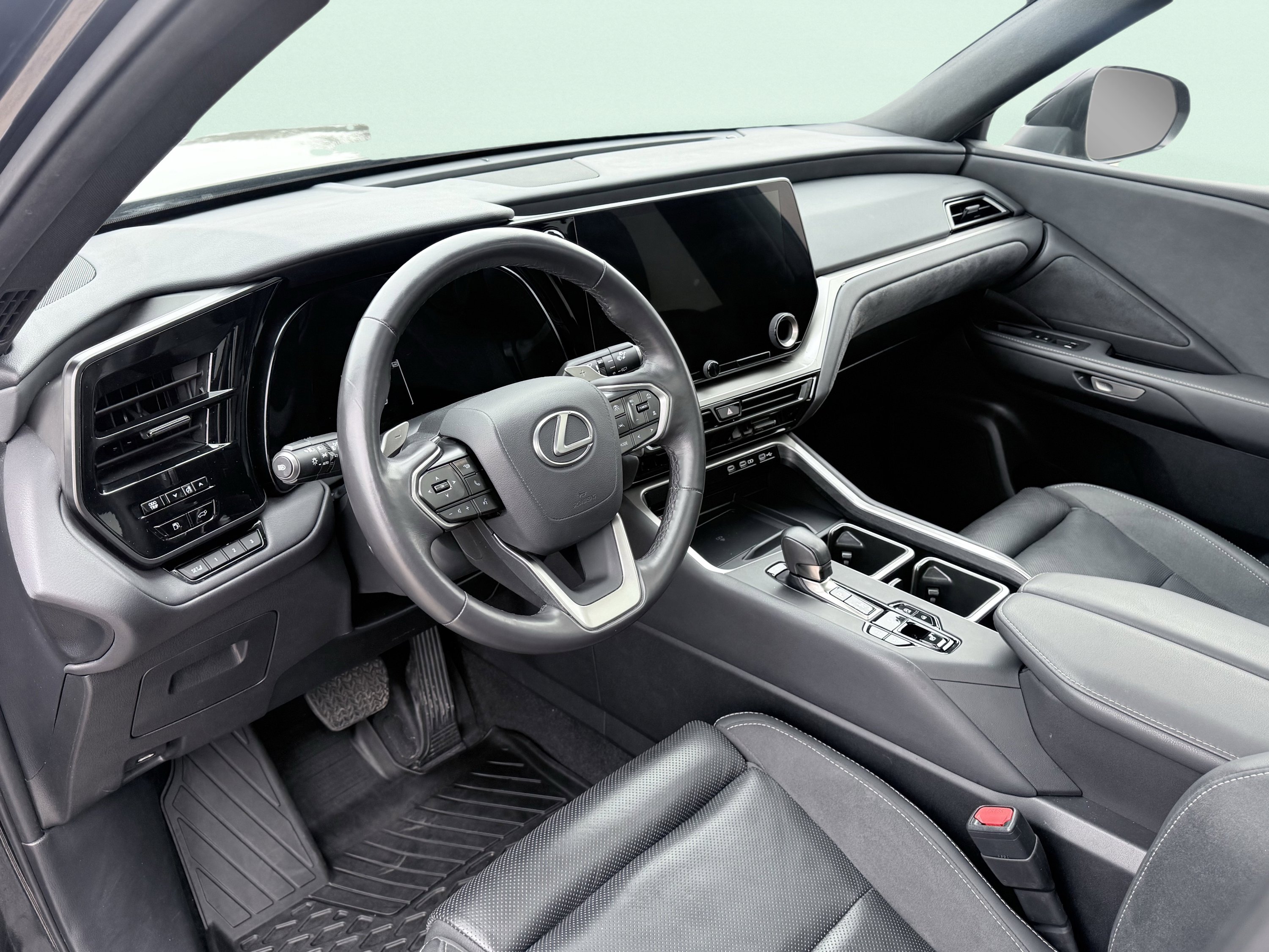 Used 2024 Lexus TX 350 AWD image 23