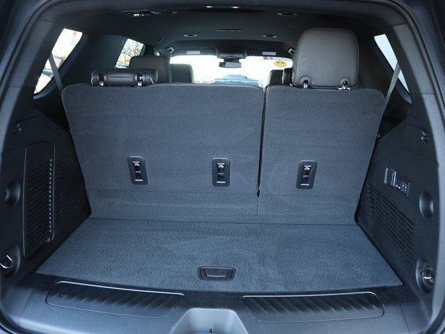 New 2025 GMC Yukon Elevation image 9