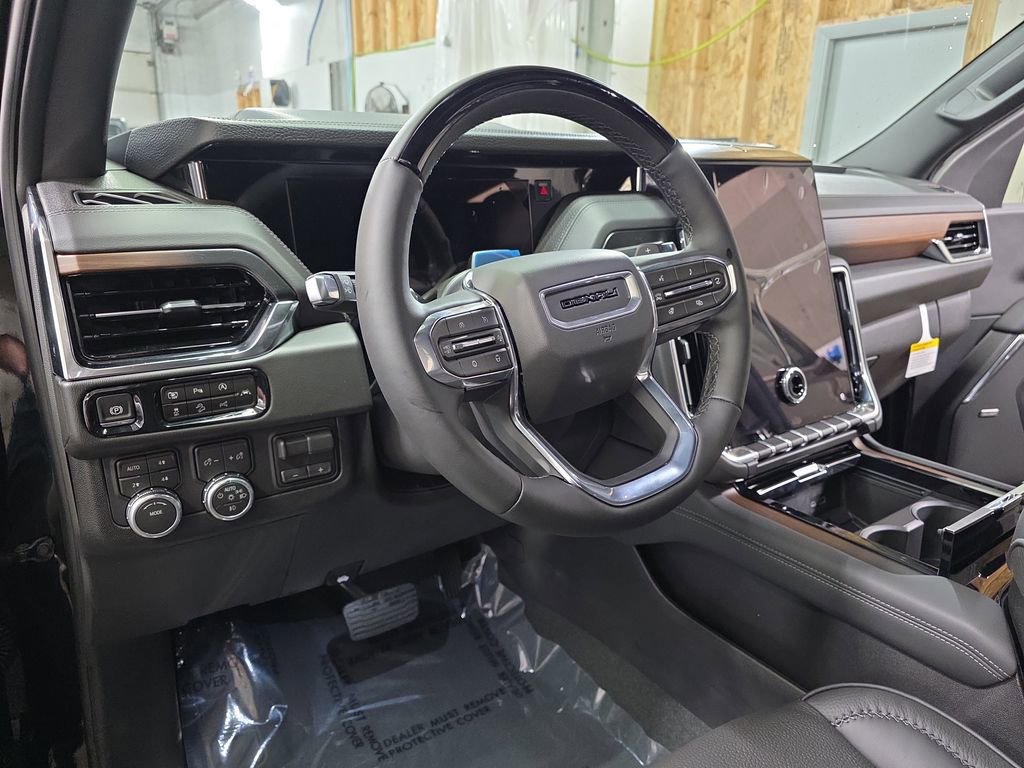New 2026 GMC Yukon Denali w/ Denali Reserve Package image 16