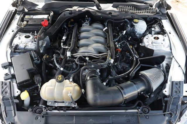 Used 2018 Ford Mustang GT Premium RWD image 23