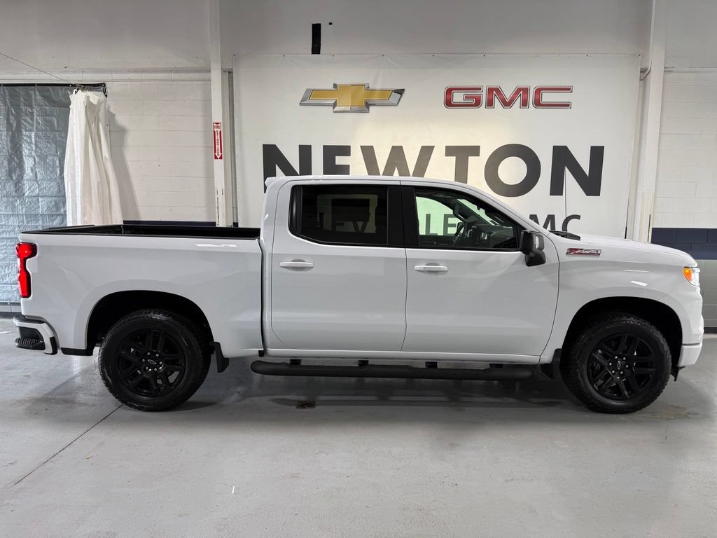 New 2026 Chevrolet Silverado 1500 RST w/ Z71 Off-Road Package AWD/4WD image 32