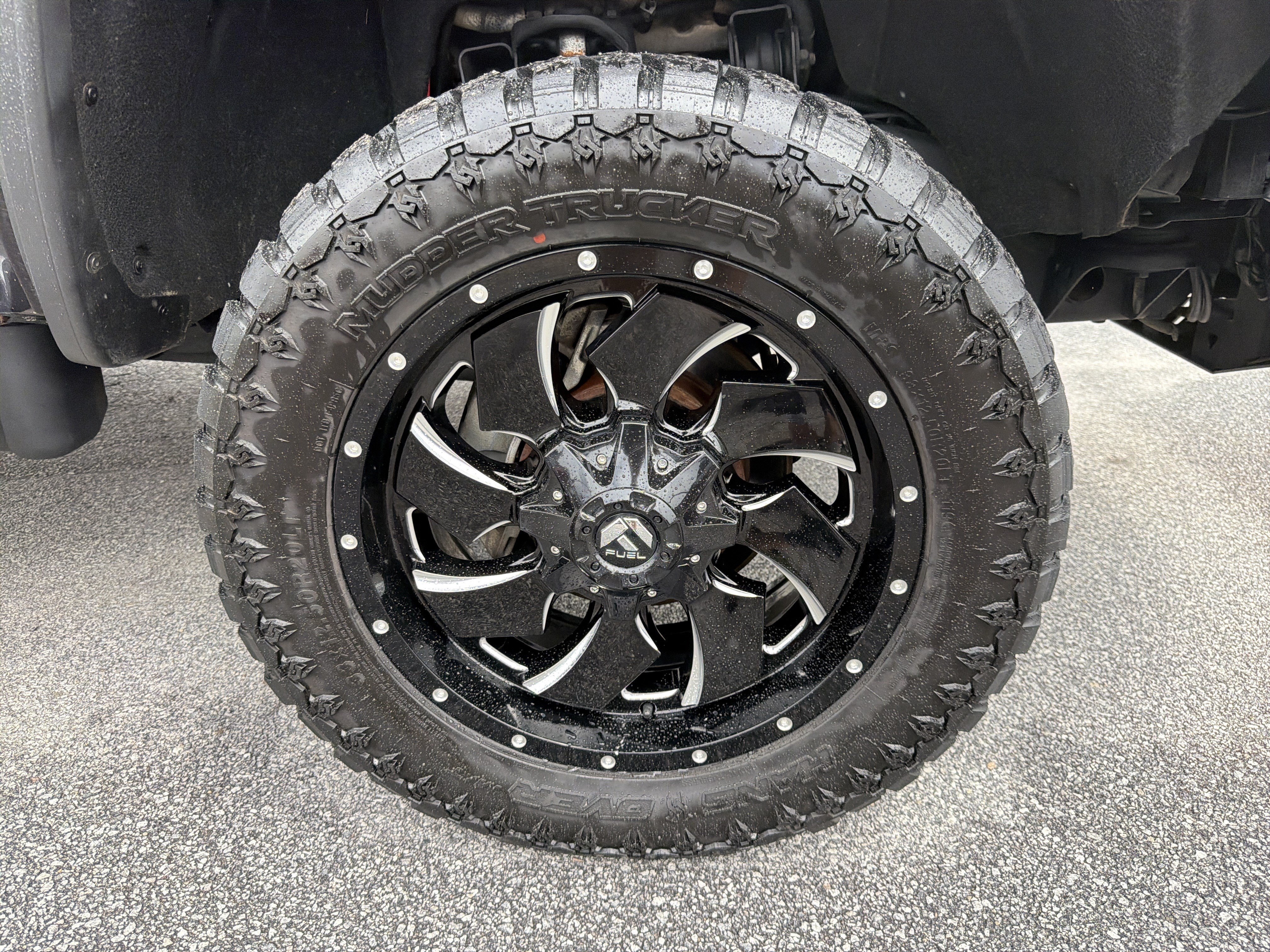 Used 2015 GMC Sierra 2500 Denali w/ Duramax Plus Package AWD/4WD image 13