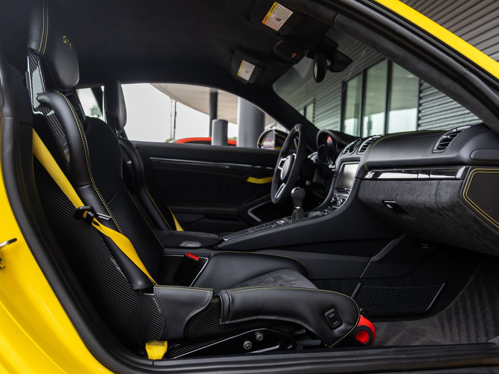 Used 2016 Porsche Cayman GT4 RWD image 45