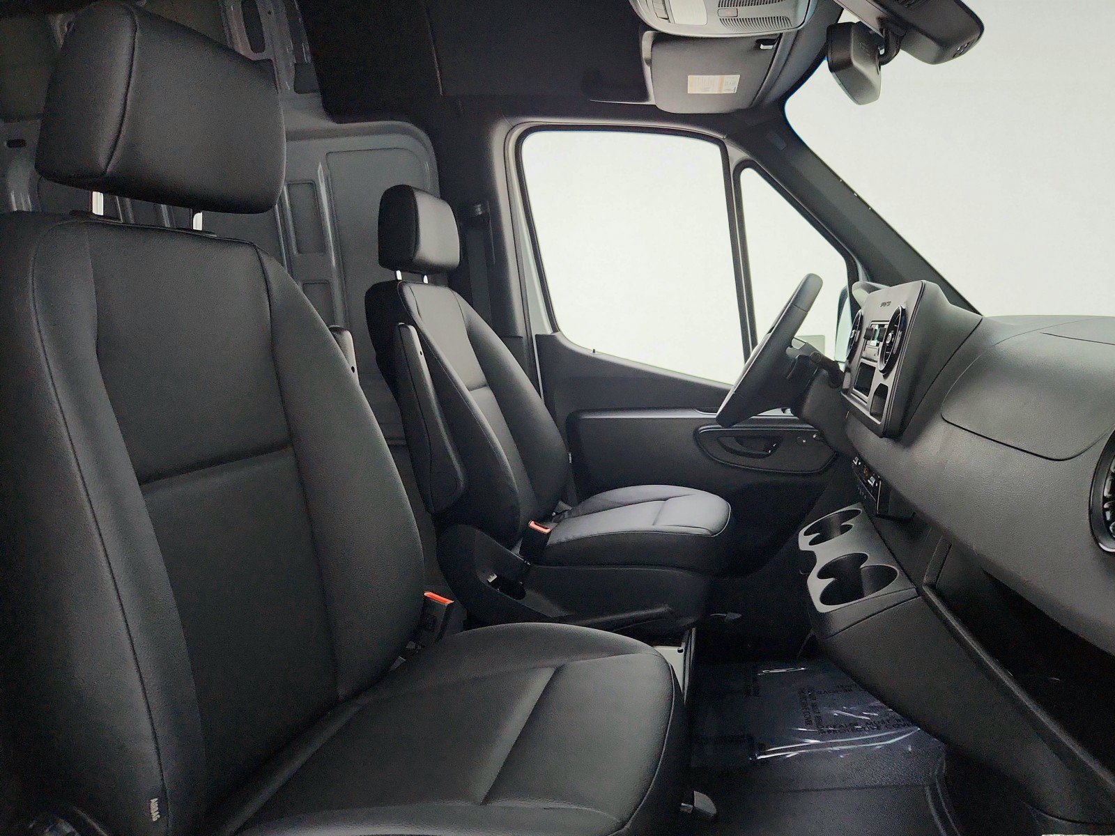 New 2025 Mercedes-Benz Sprinter 2500 image 25