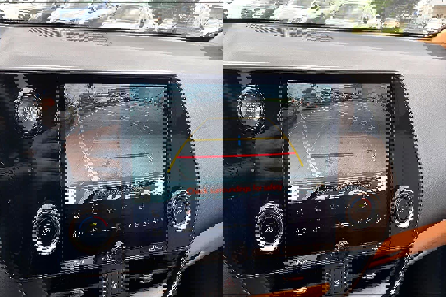 Used 2025 Lexus NX 250 FWD w/ Accessory Package (Z1) image 27