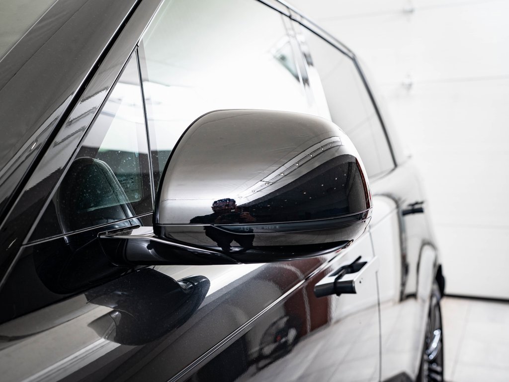 New 2025 Land Rover Range Rover SE image 15