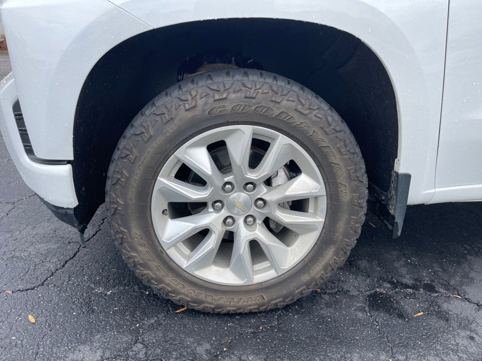 Used 2022 Chevrolet Silverado 1500 Custom image 27