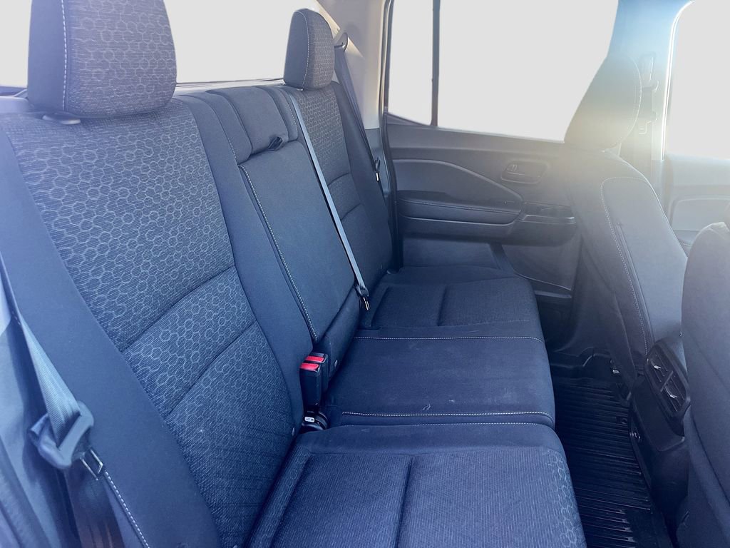 Used 2025 Honda Ridgeline Sport image 26