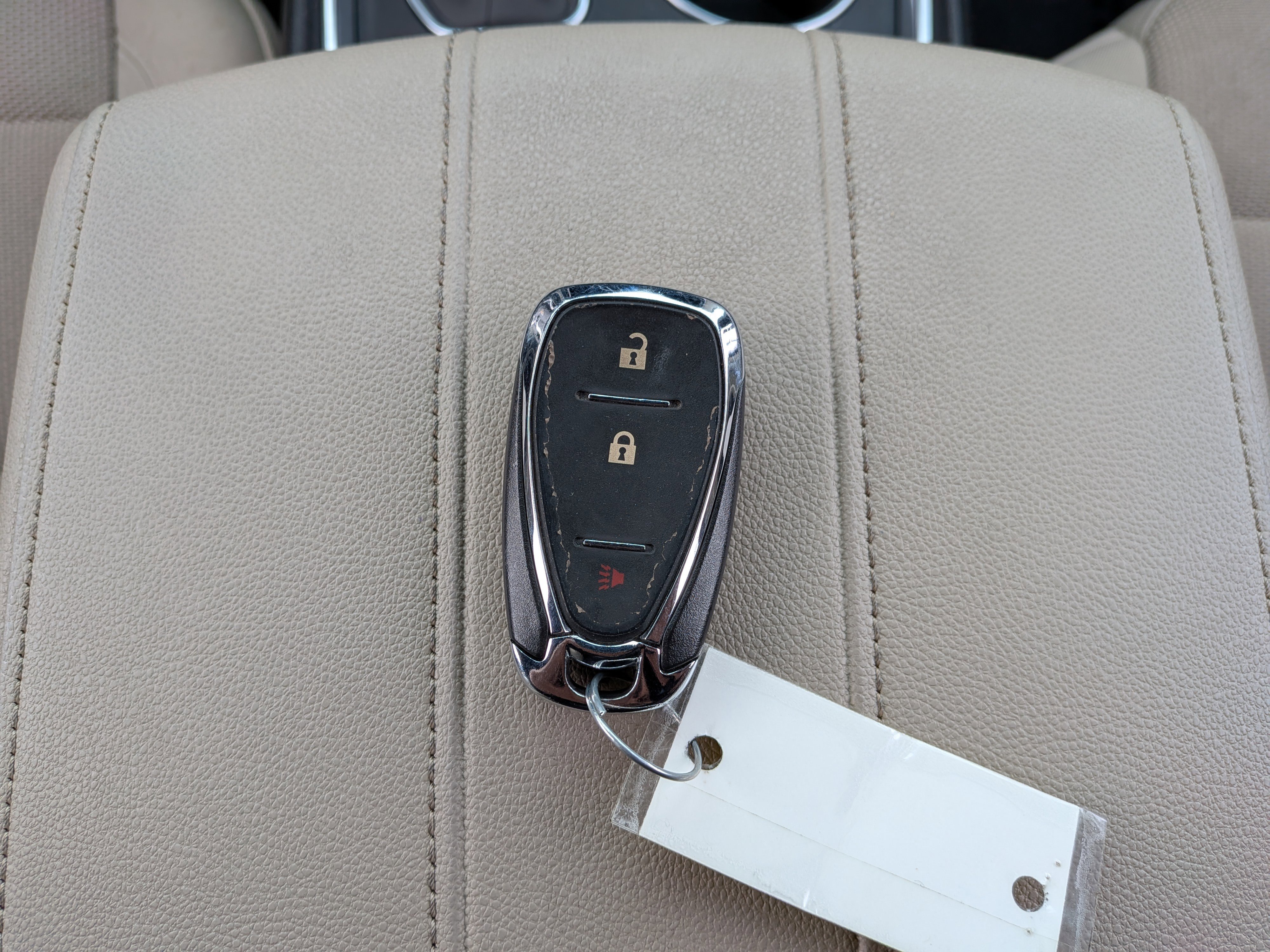 Used 2022 Chevrolet Traverse LS image 36