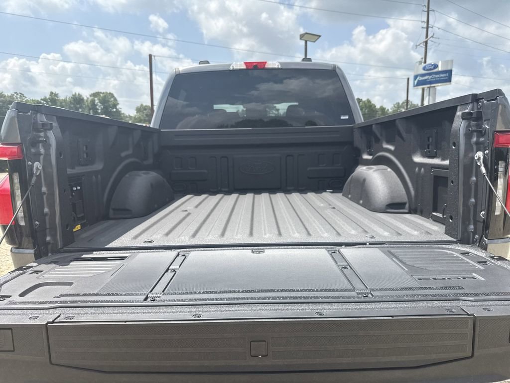 New 2025 Ford F150 Lightning XLT image 11