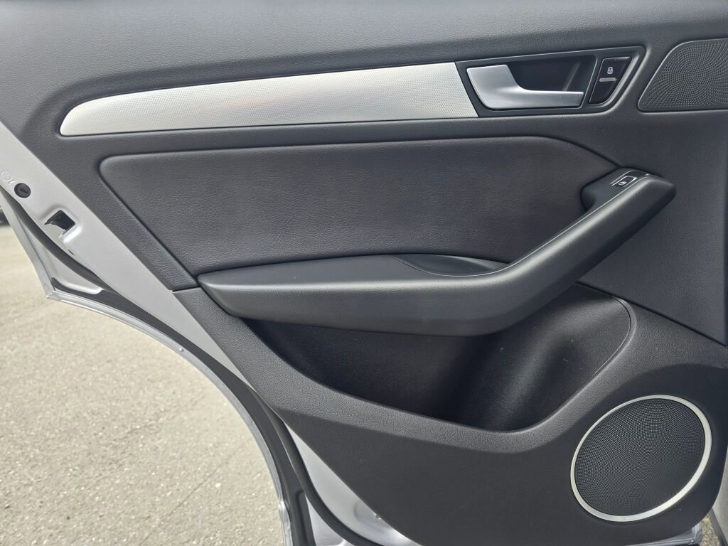 Used 2016 Audi Q5 2.0T Premium Plus w/ Technology Package image 20