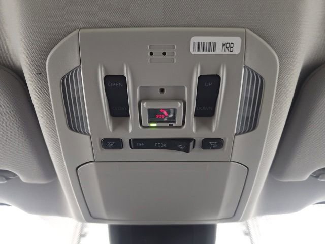 Used 2022 Toyota Highlander XLE image 27