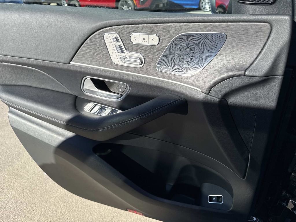 New 2026 Mercedes-Benz GLS 450 4MATIC image 18