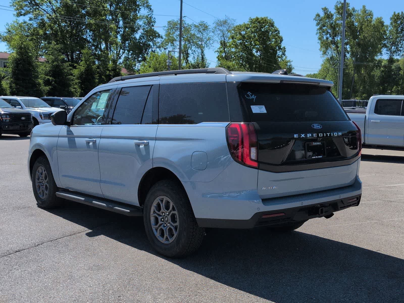 New 2026 Ford Expedition Active AWD/4WD image 6