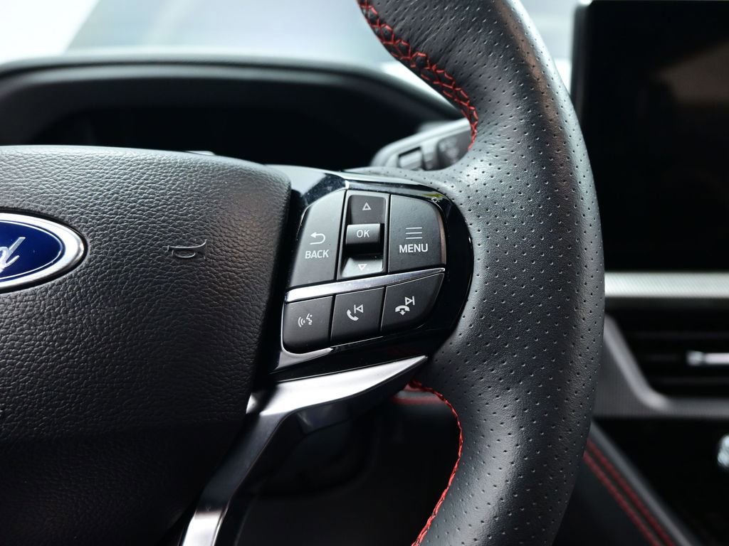 Used 2025 Ford Explorer ST image 14