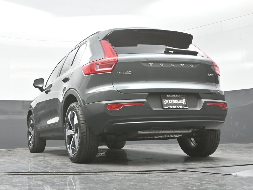 New 2026 Volvo XC40 B5 Plus w/ Protection Package Premier AWD/4WD image 25