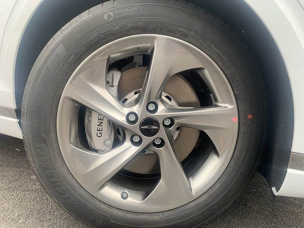 Used 2026 Genesis GV70 2.5T Select image 20