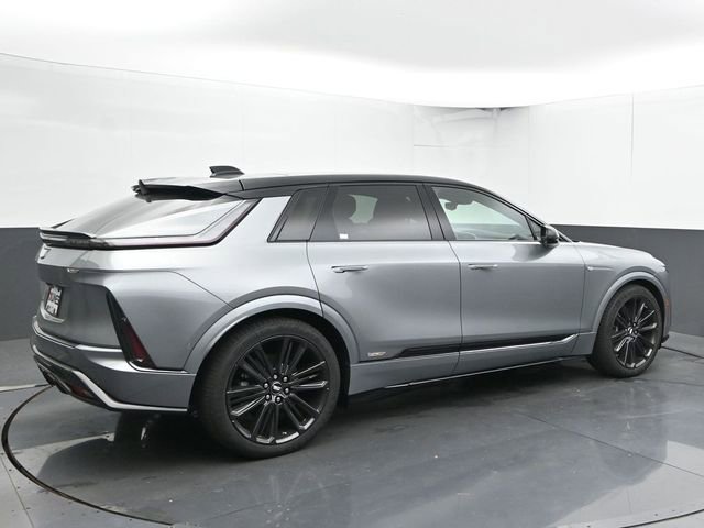 New 2026 Cadillac Lyriq V image 8