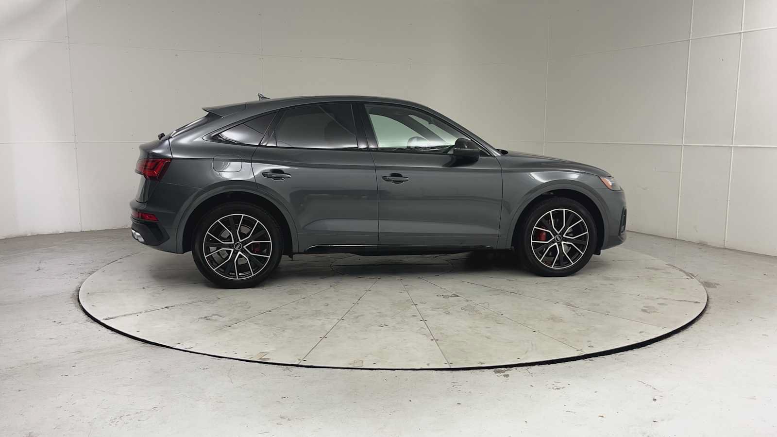 Used 2024 Audi SQ5 Premium Plus AWD/4WD image 9