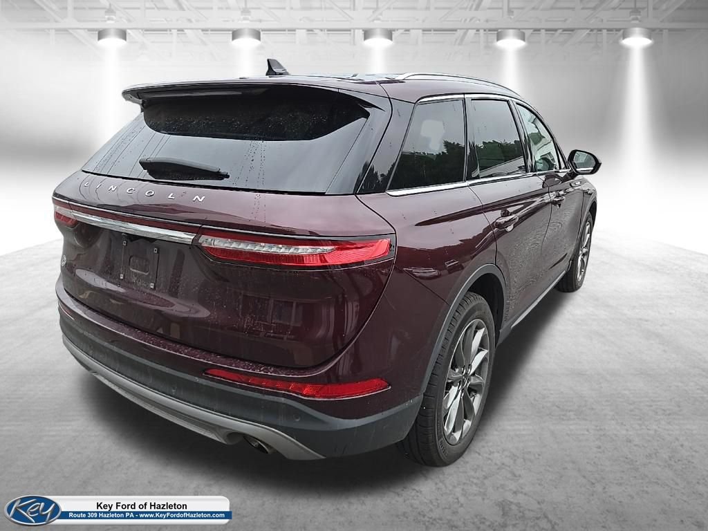 Used 2021 Lincoln Corsair AWD w/ Premium Package image 16
