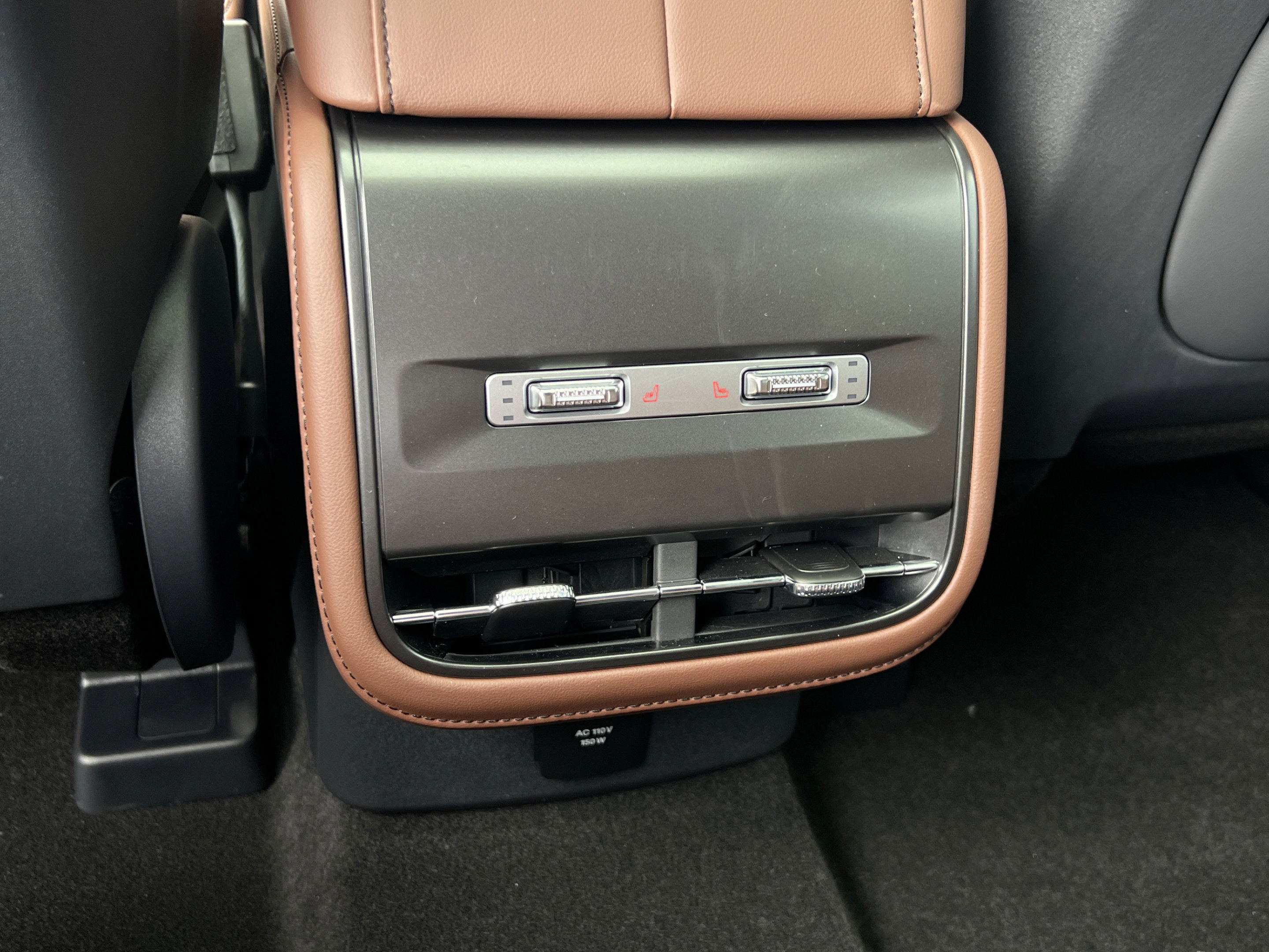 New 2026 Lincoln Nautilus Reserve AWD/4WD image 28