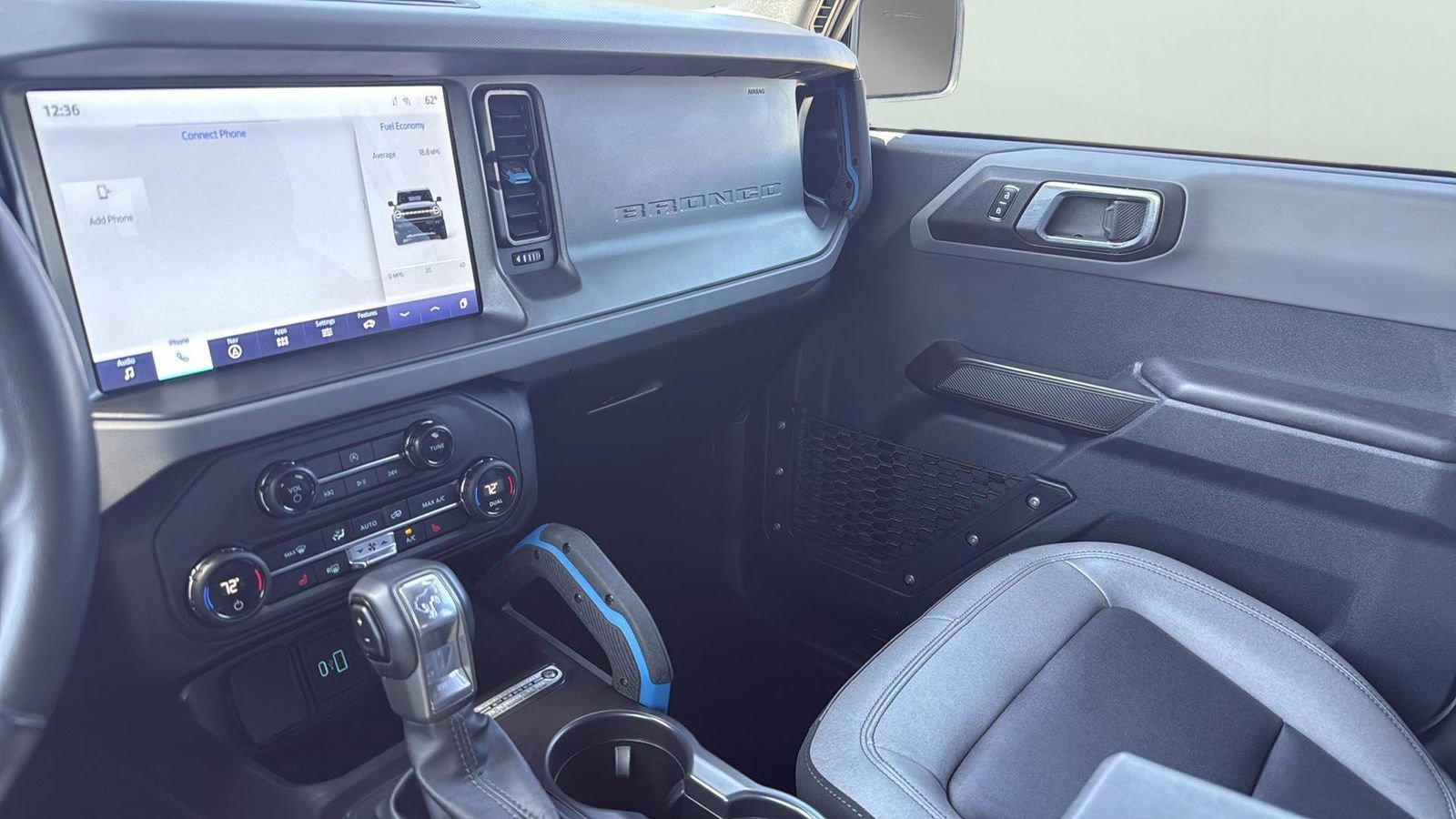 Certified 2024 Ford Bronco Black Diamond image 20