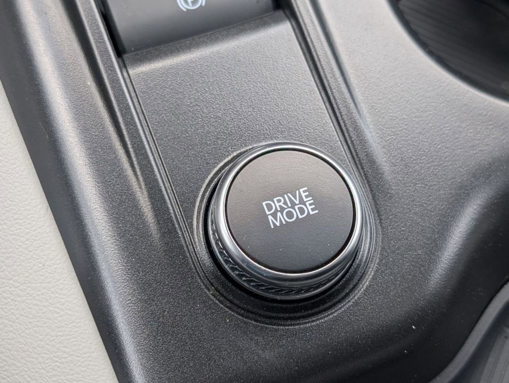 New 2025 Ford Explorer Active w/ Active Comfort Package image 38