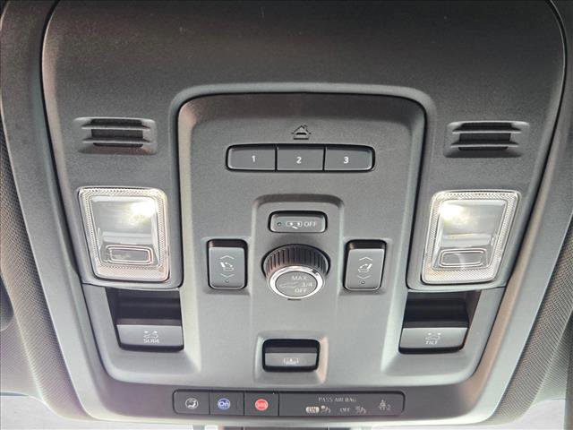 Used 2021 Chevrolet Tahoe Z71 w/ Z71 Signature Package AWD/4WD image 16
