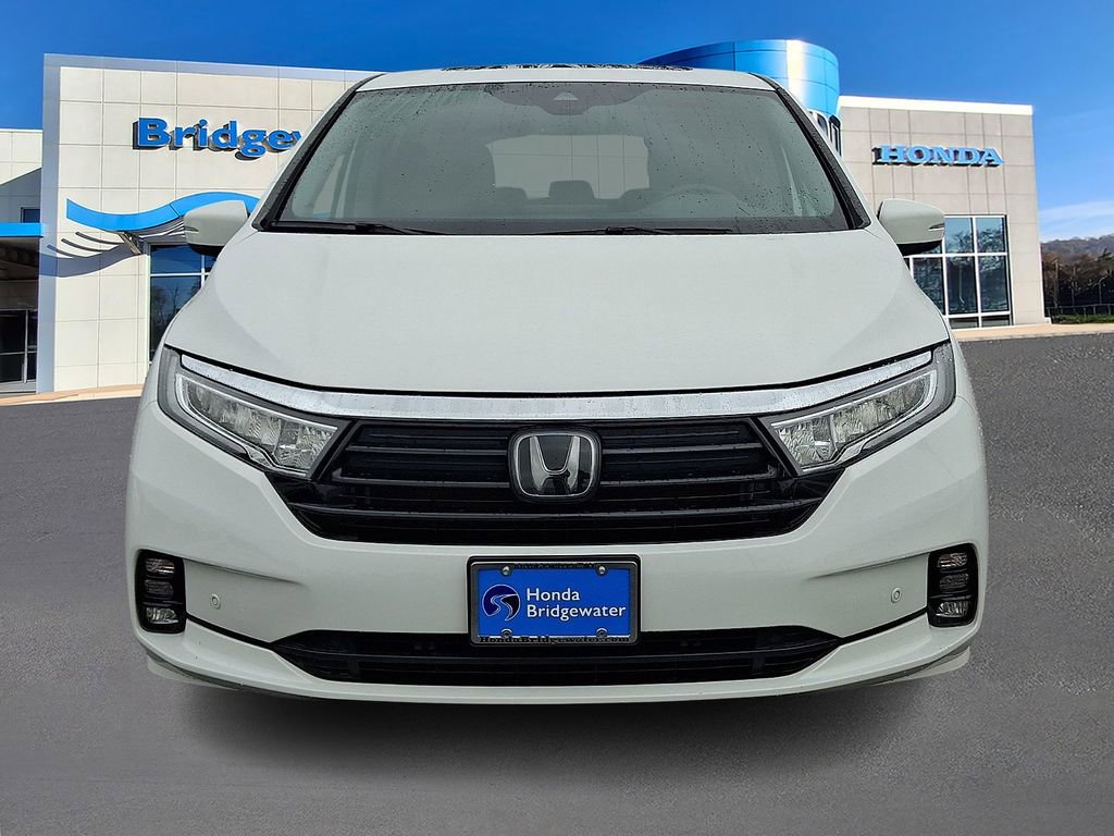 Used 2021 Honda Odyssey Touring image 2