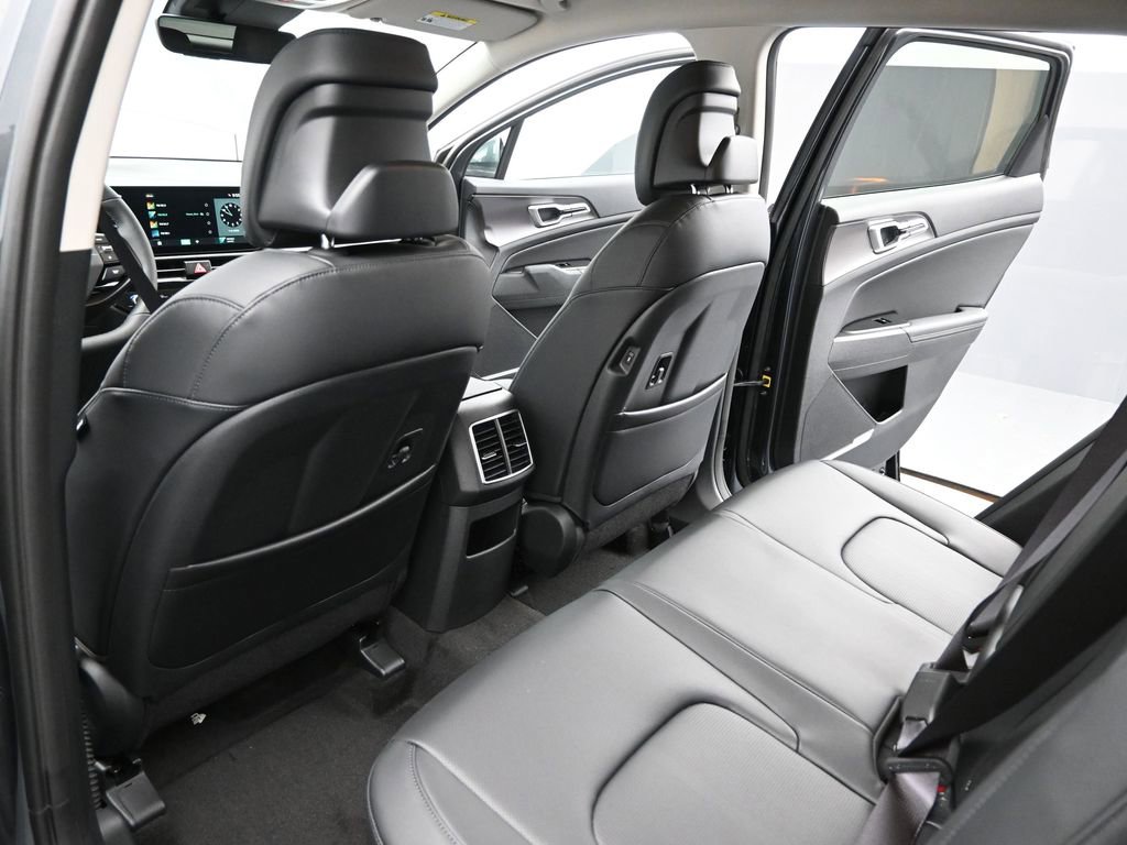 New 2026 Kia Sportage EX image 16