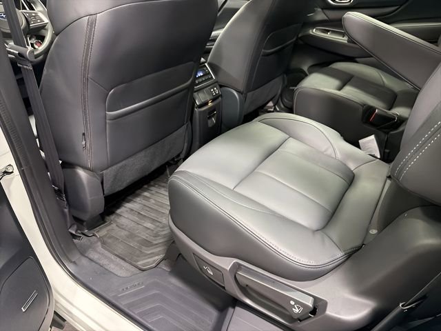 Certified 2025 Subaru Ascent Limited image 32