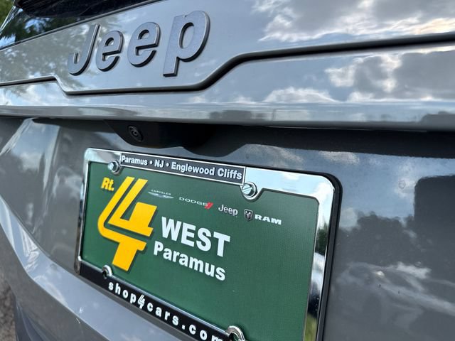 New 2026 Jeep Cherokee Laredo AWD/4WD image 7