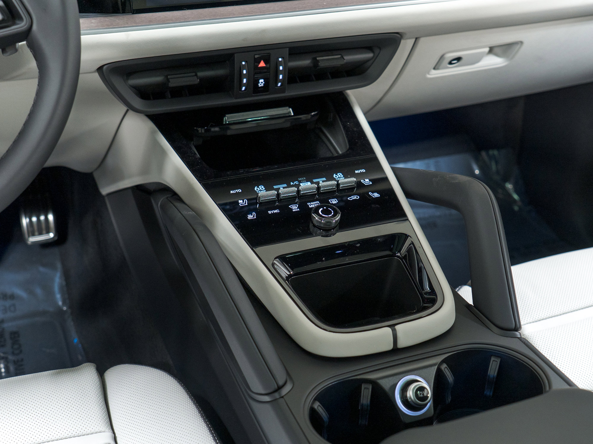 New 2026 Porsche Cayenne S image 23