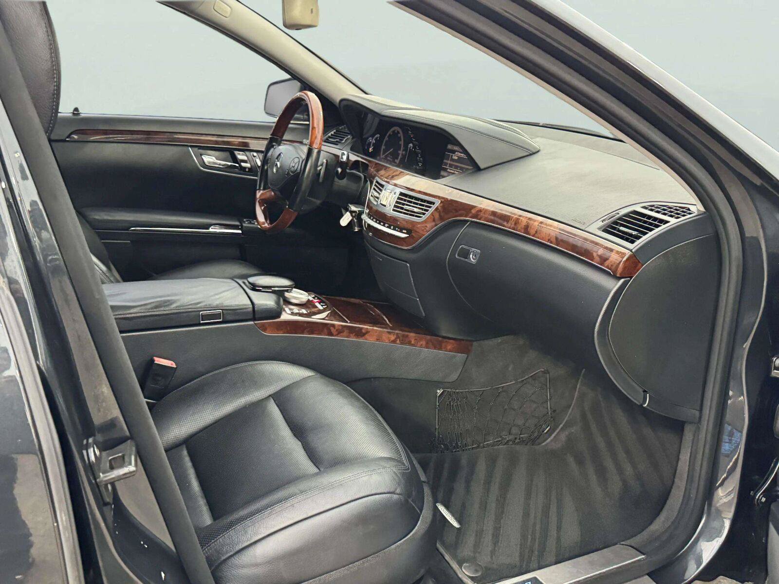 Used 2013 Mercedes-Benz S 550 image 53