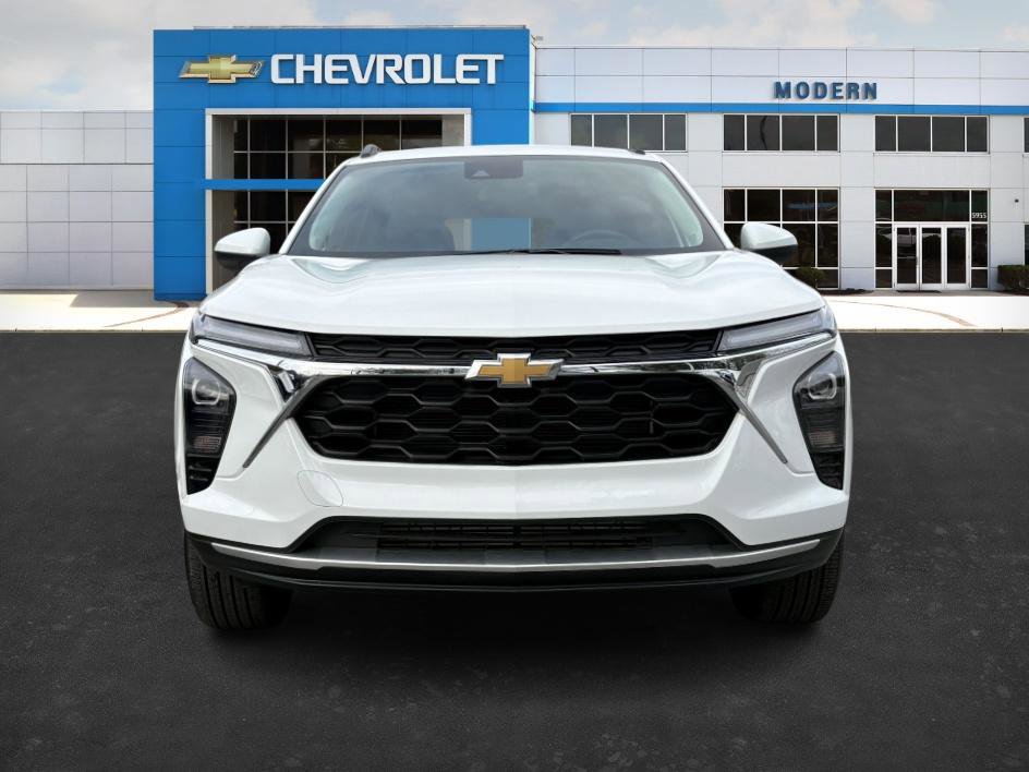 Used 2025 Chevrolet Trax LT w/ Driver Confidence Package image 7